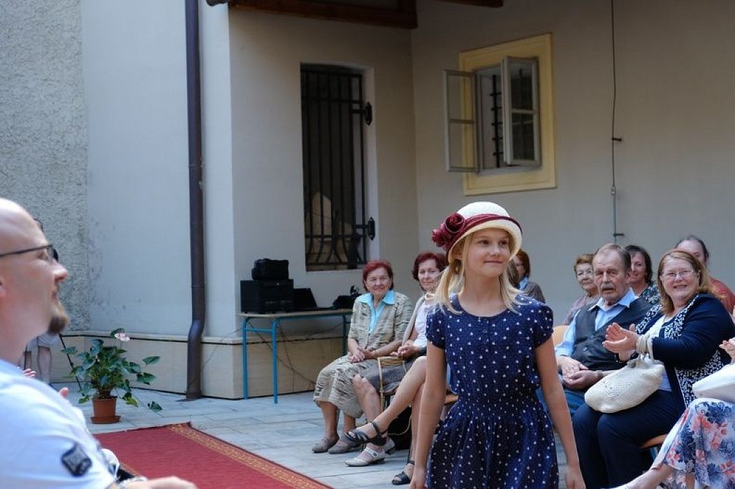 20170629215612-0d1c4575-me