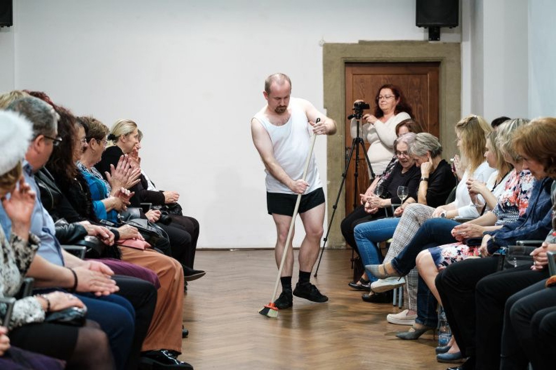 20191107212947-ab22f0b7-me