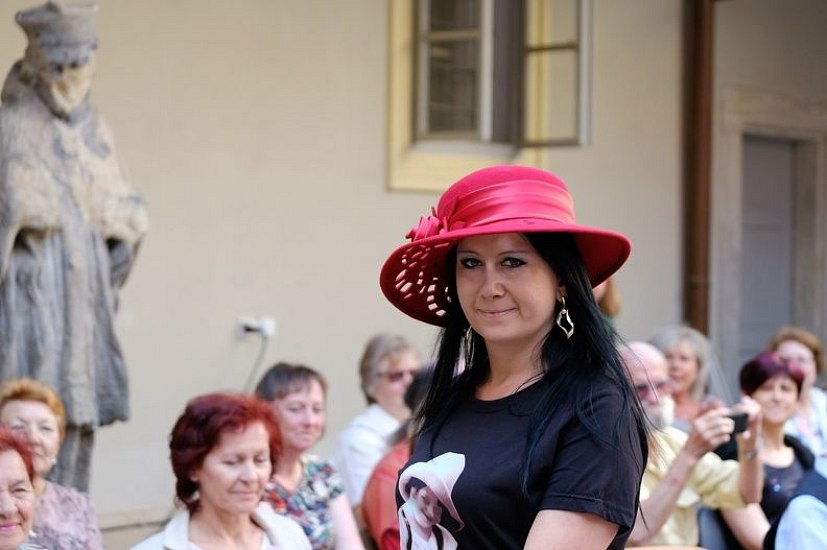 20170629215542-f43228d0-me