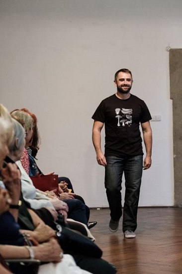 20181104174341-348876a1-me