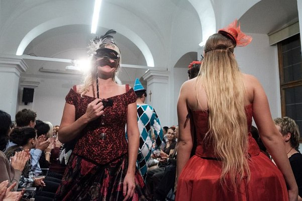 20181104171359-6baad566-me