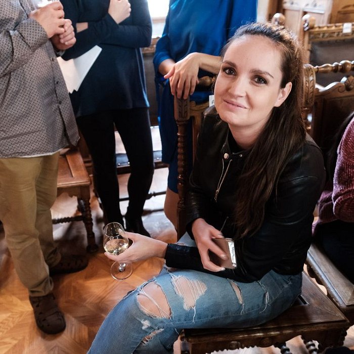 20201006230728-e6db4eca-la