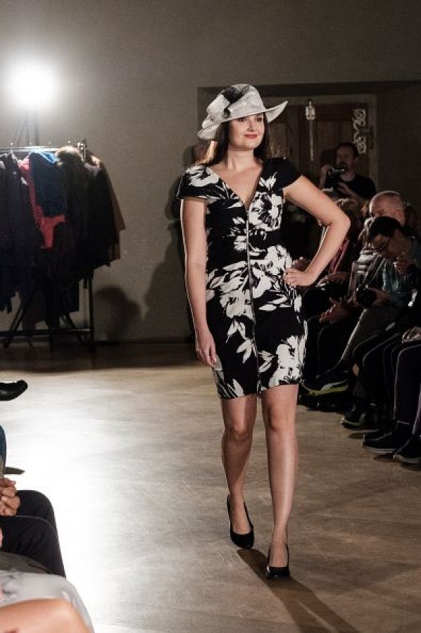 20181104200611-95bb8d6d-me