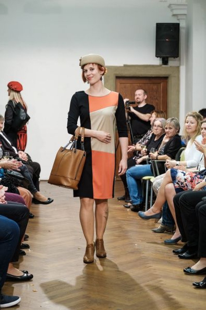 20191107215744-0475b1be-me