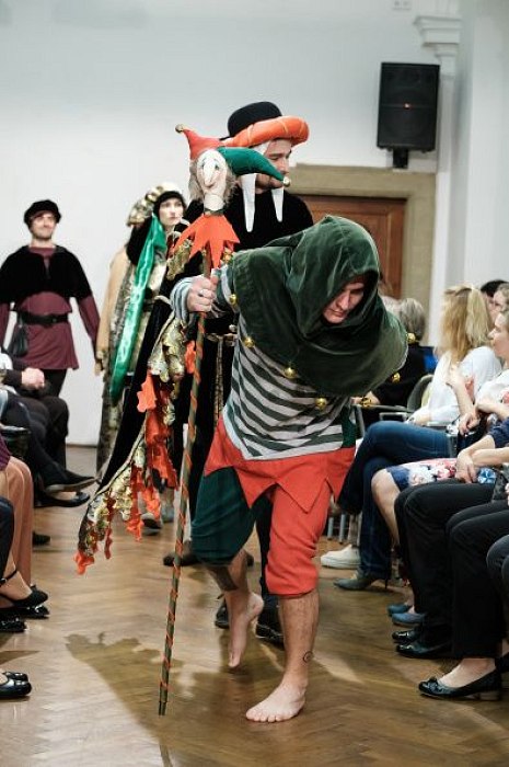 20191107214900-9e54db0a-me