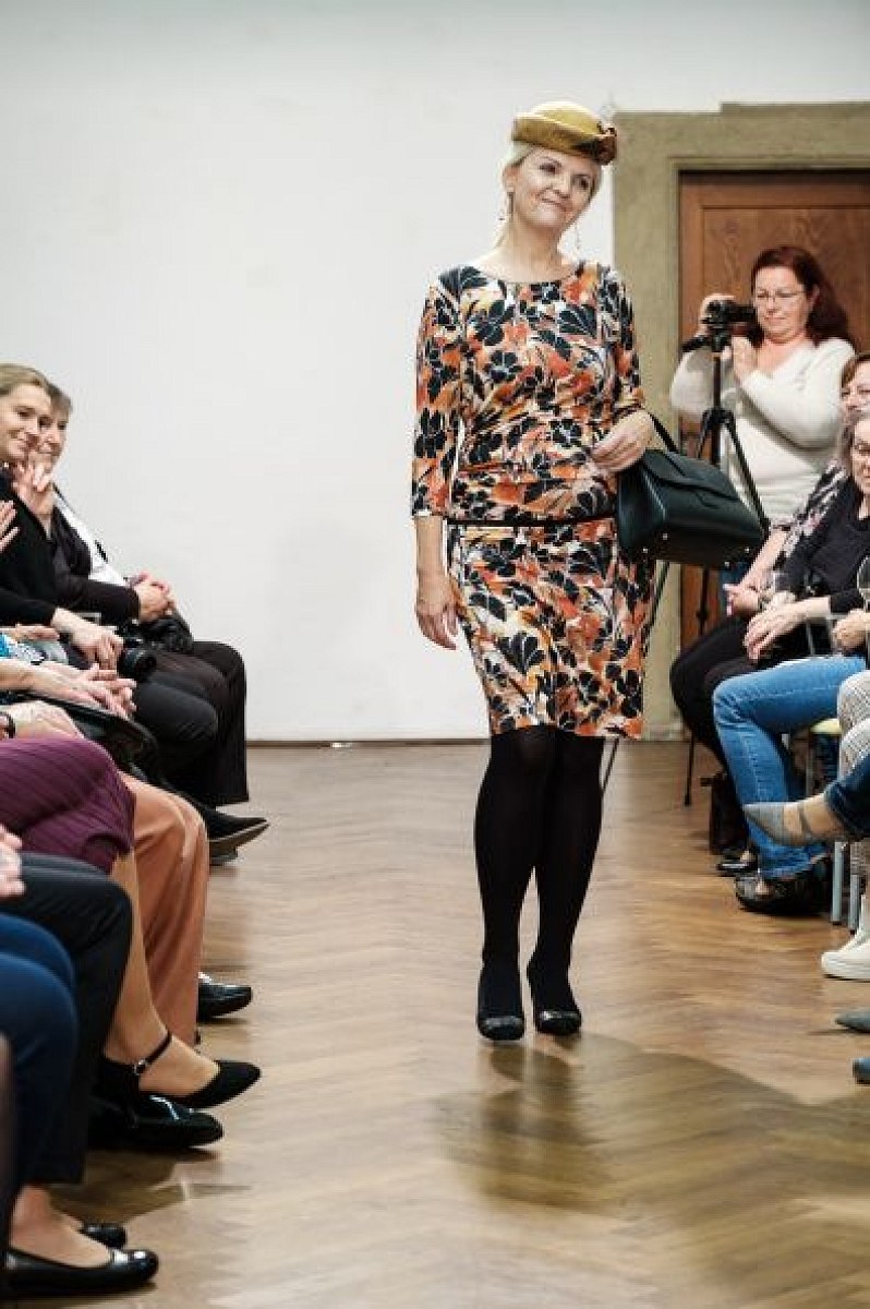 20191107213425-fe3b1642-me