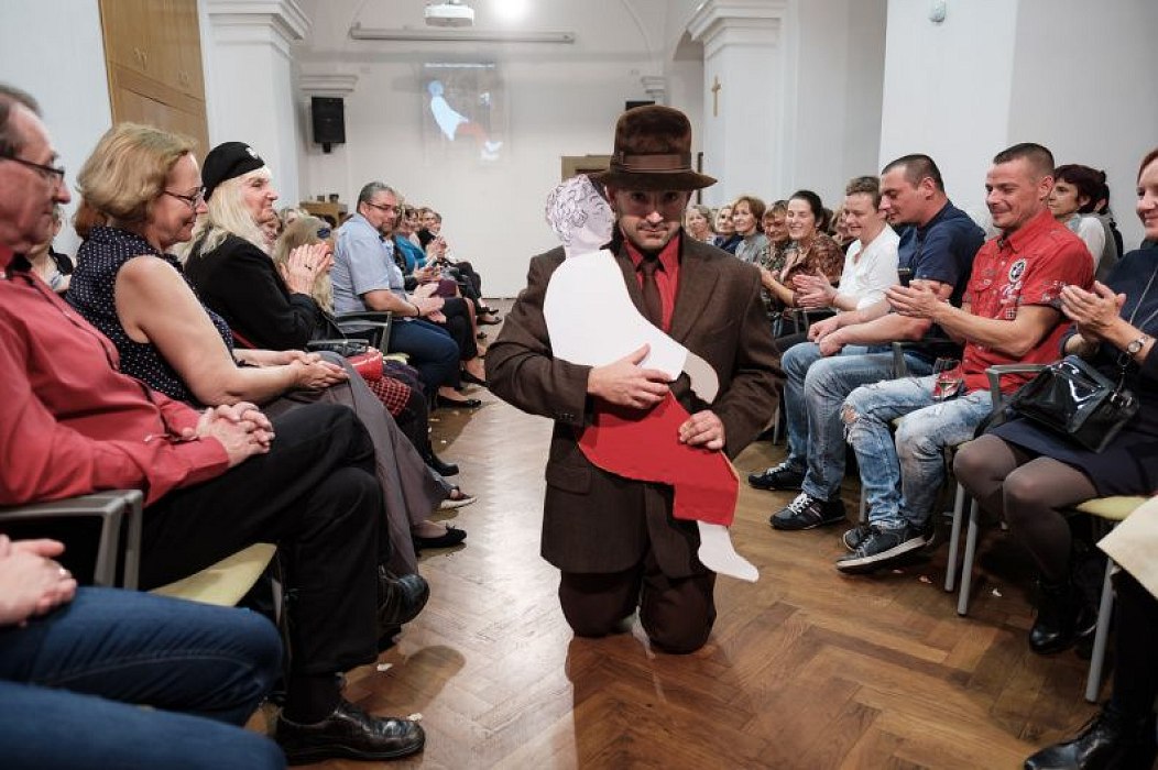 20191107223700-b0ef7171-me