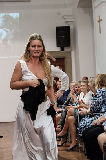 20181104164936-540d2cde-me