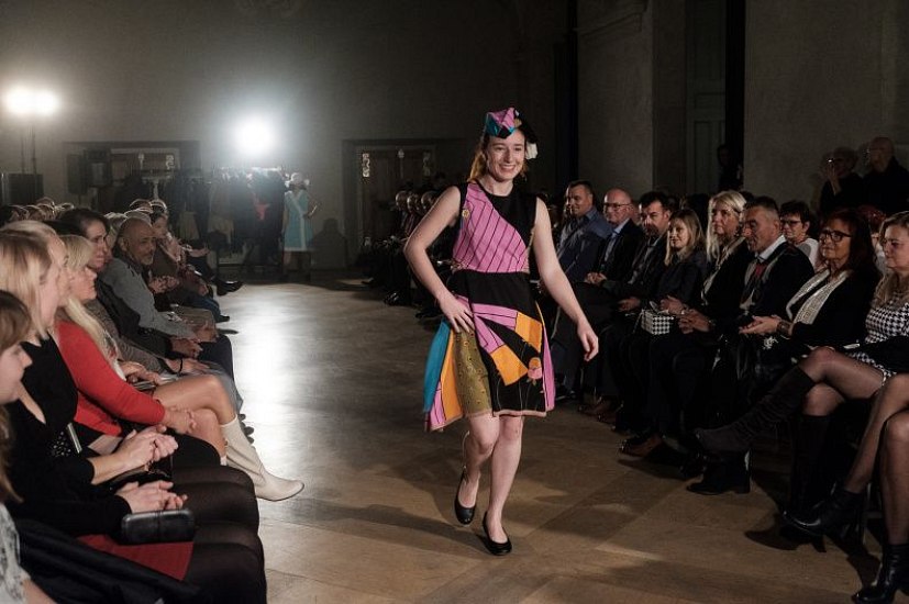 20181104195557-894db6a5-me