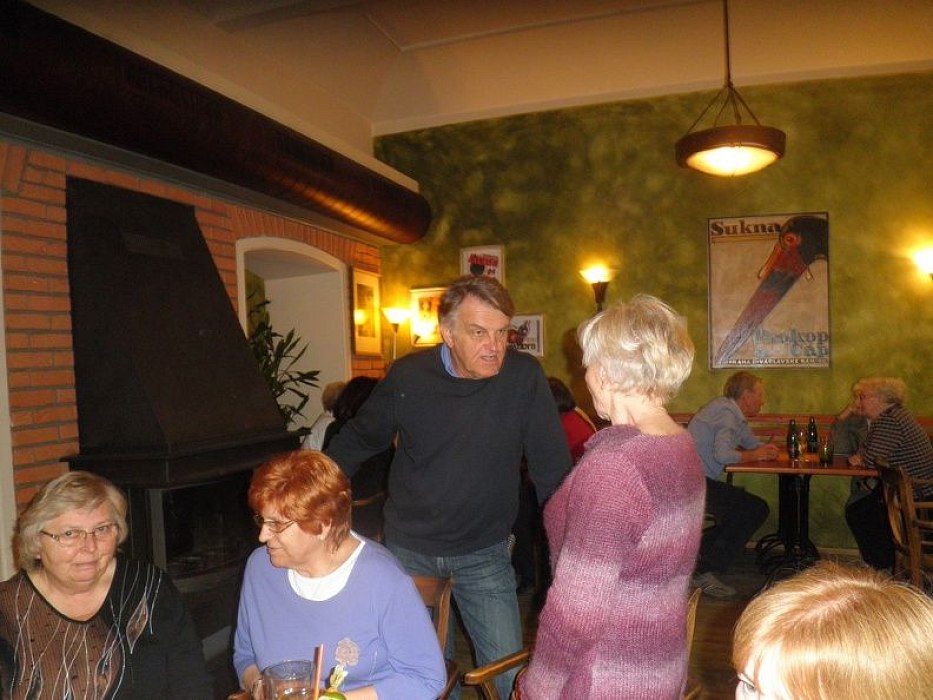 20160426235153-d218bf2f-me