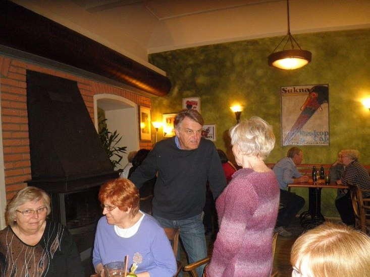 20160426235153-d218bf2f-me