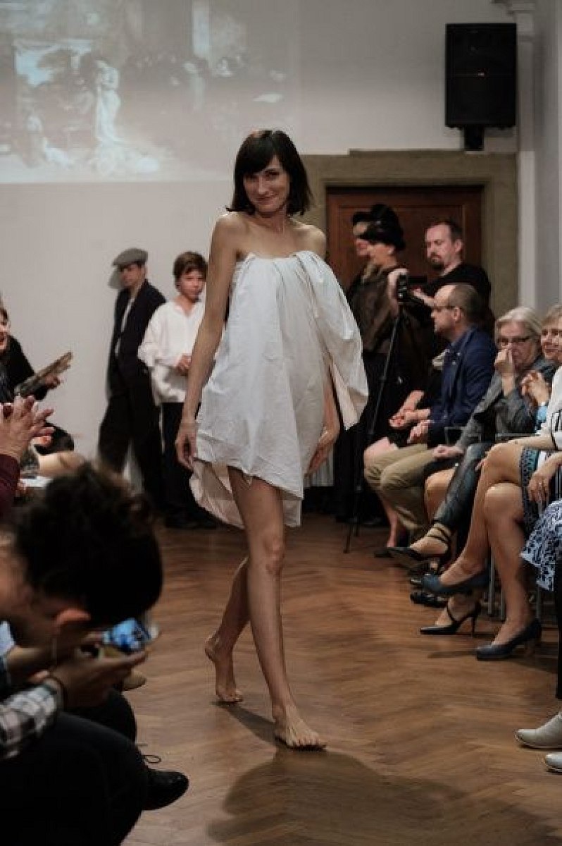 20181104164111-24003094-me