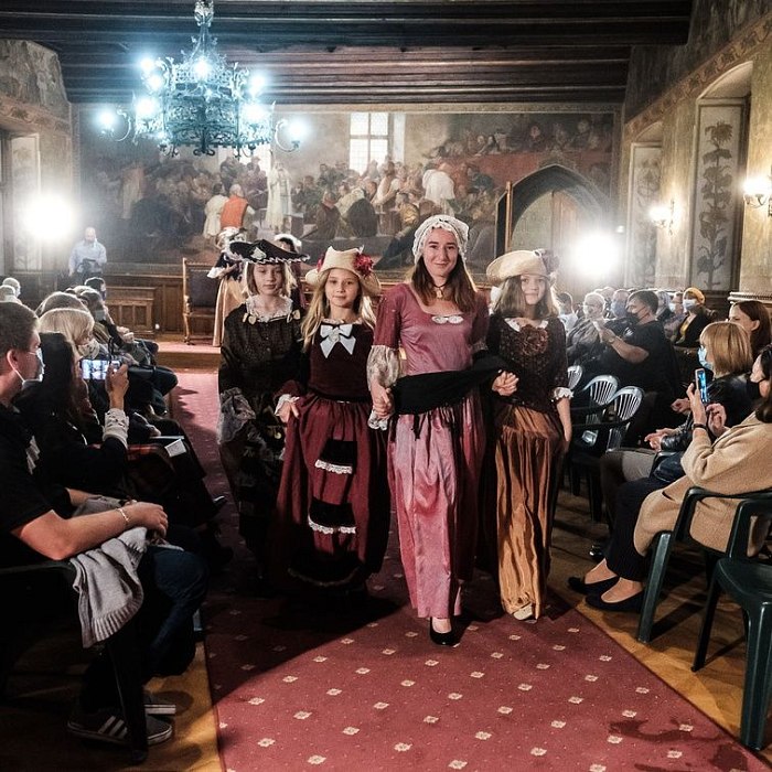 20201007005807-9a663cf3-la