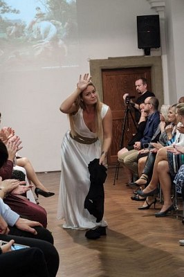 20181104164913-cb6c0ced-me