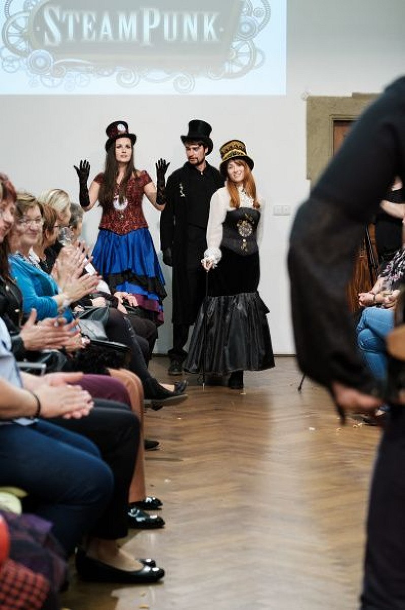 20191107221755-ae4b0d06-me