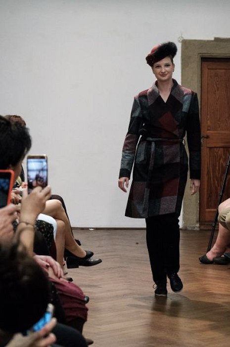 20181104163733-bfc9bbf0-me