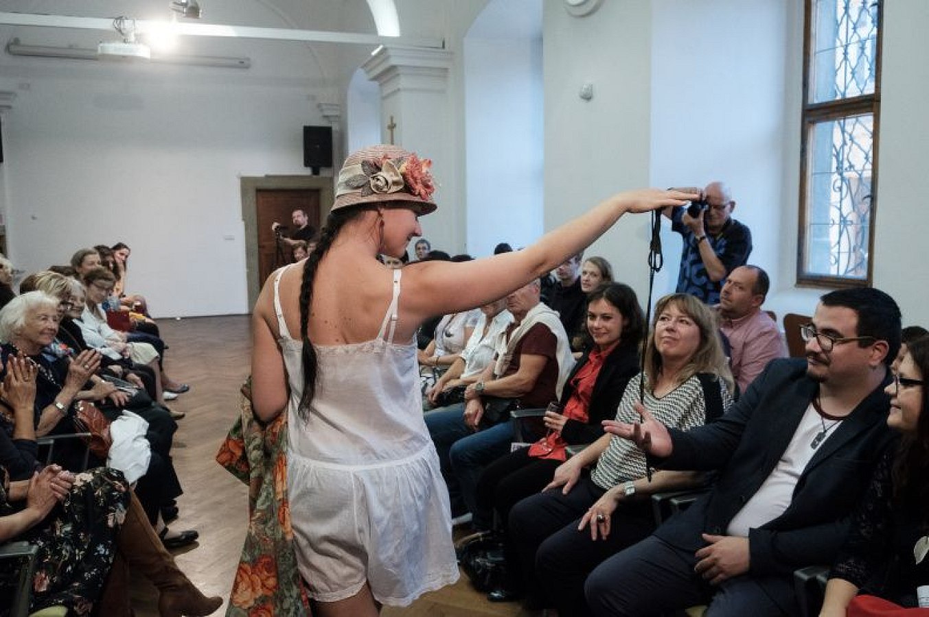 20181104175924-60f3e892-me