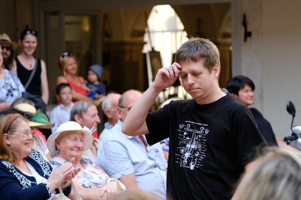 20170629215545-7961facd-me