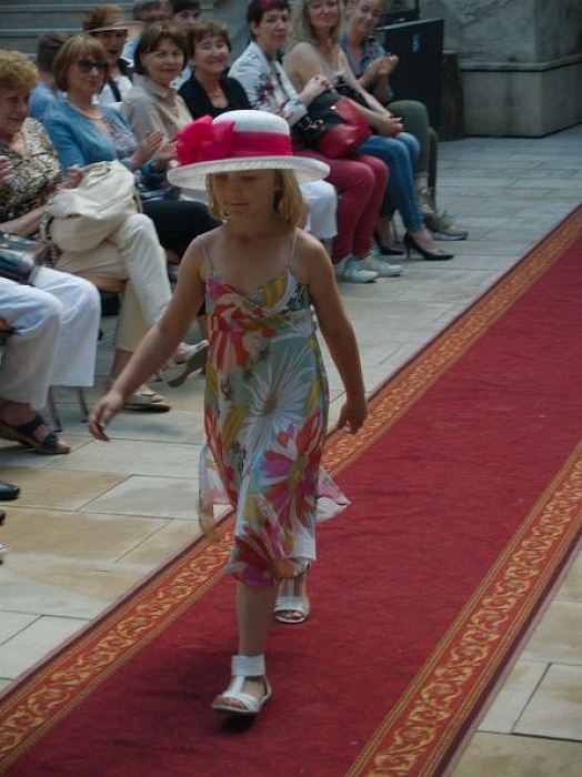 20170629215802-2c8ae332-me