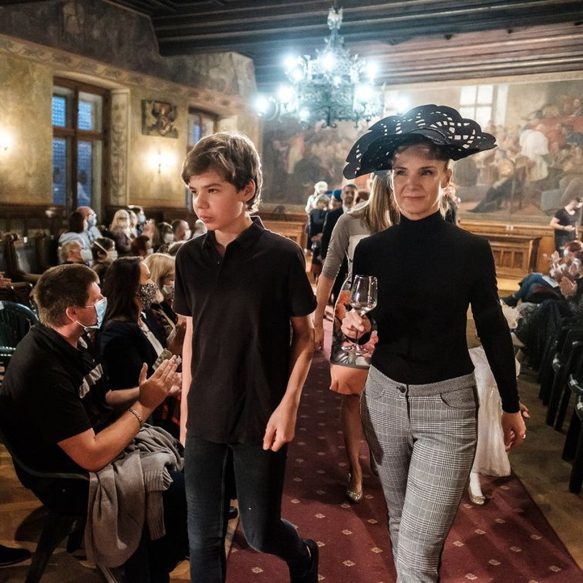 20201007132428-d400882f-la