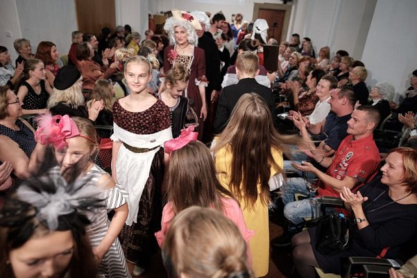 20191107224639-e2ffddf0-me