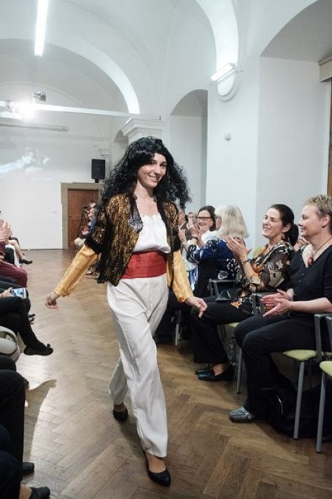 20181104164555-c5734fba-me