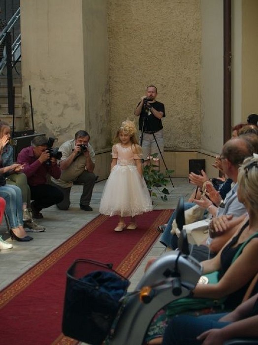 20170629231701-030615b0-me