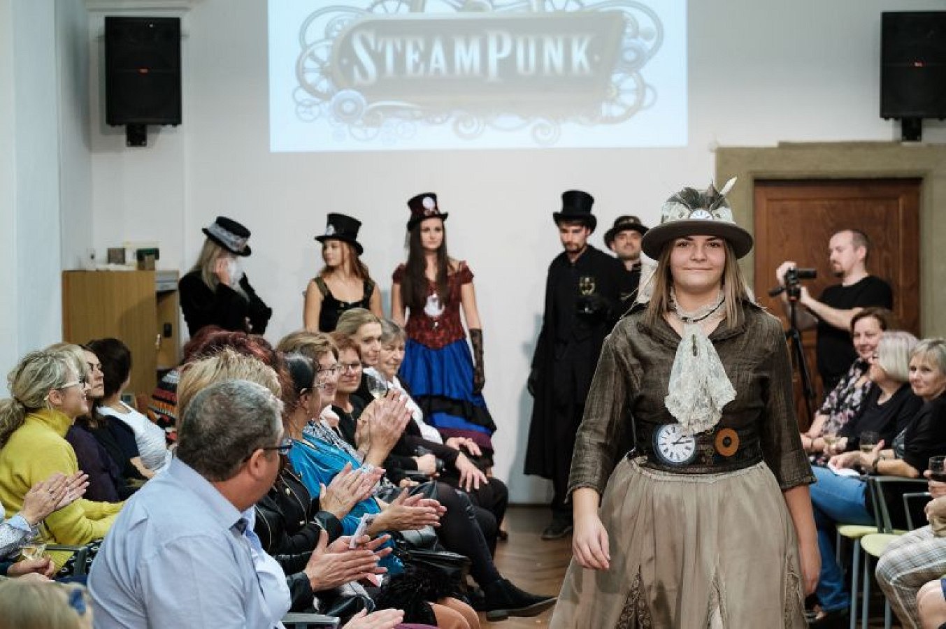 20191107222020-a65c65de-me