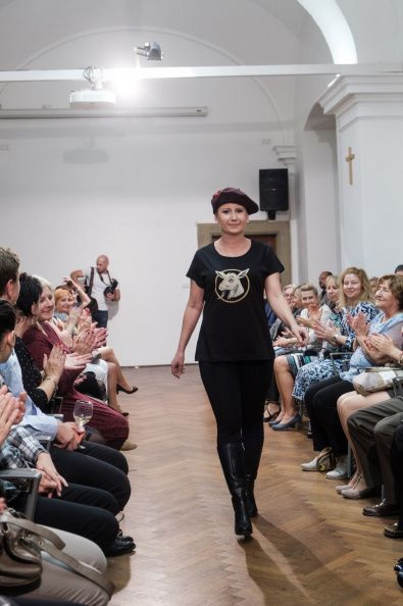 20181104162722-4a7af264-me