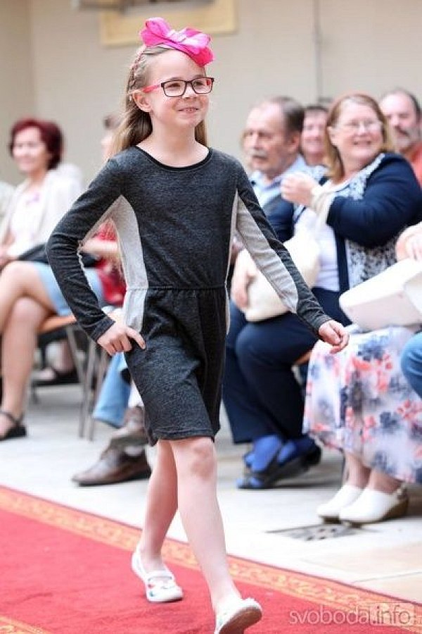 20170629215650-6b6ad17e-me