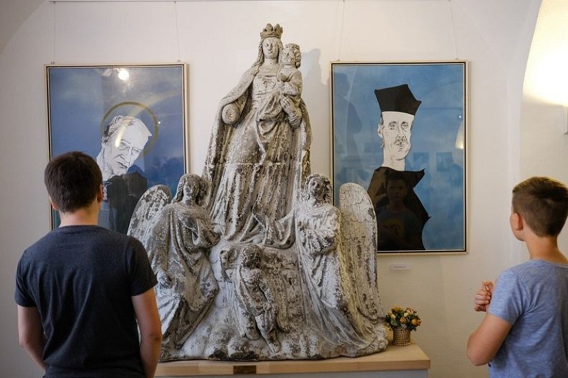 20170629234951-58ac2909-me