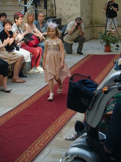 20170629231704-adcd721b-me