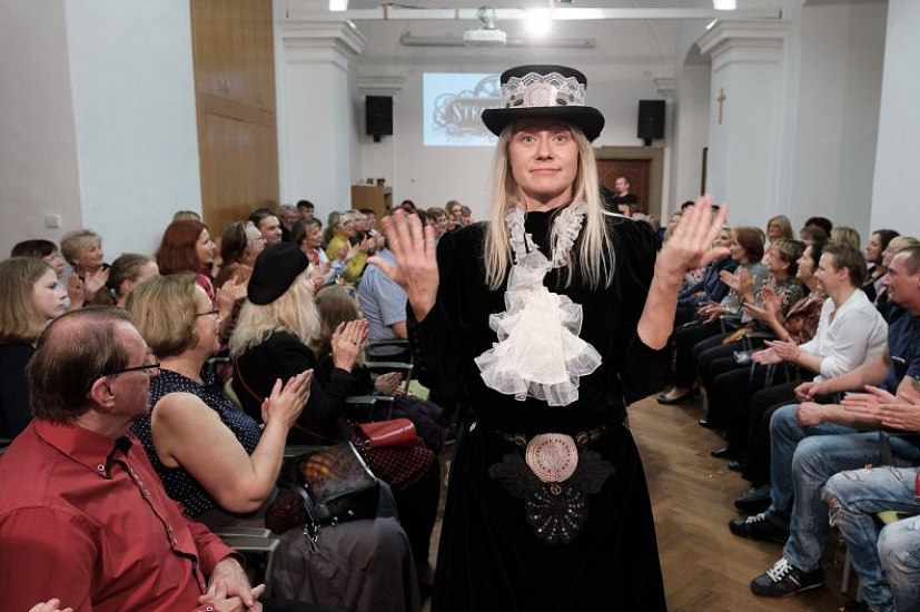 20191107222059-537b073d-me