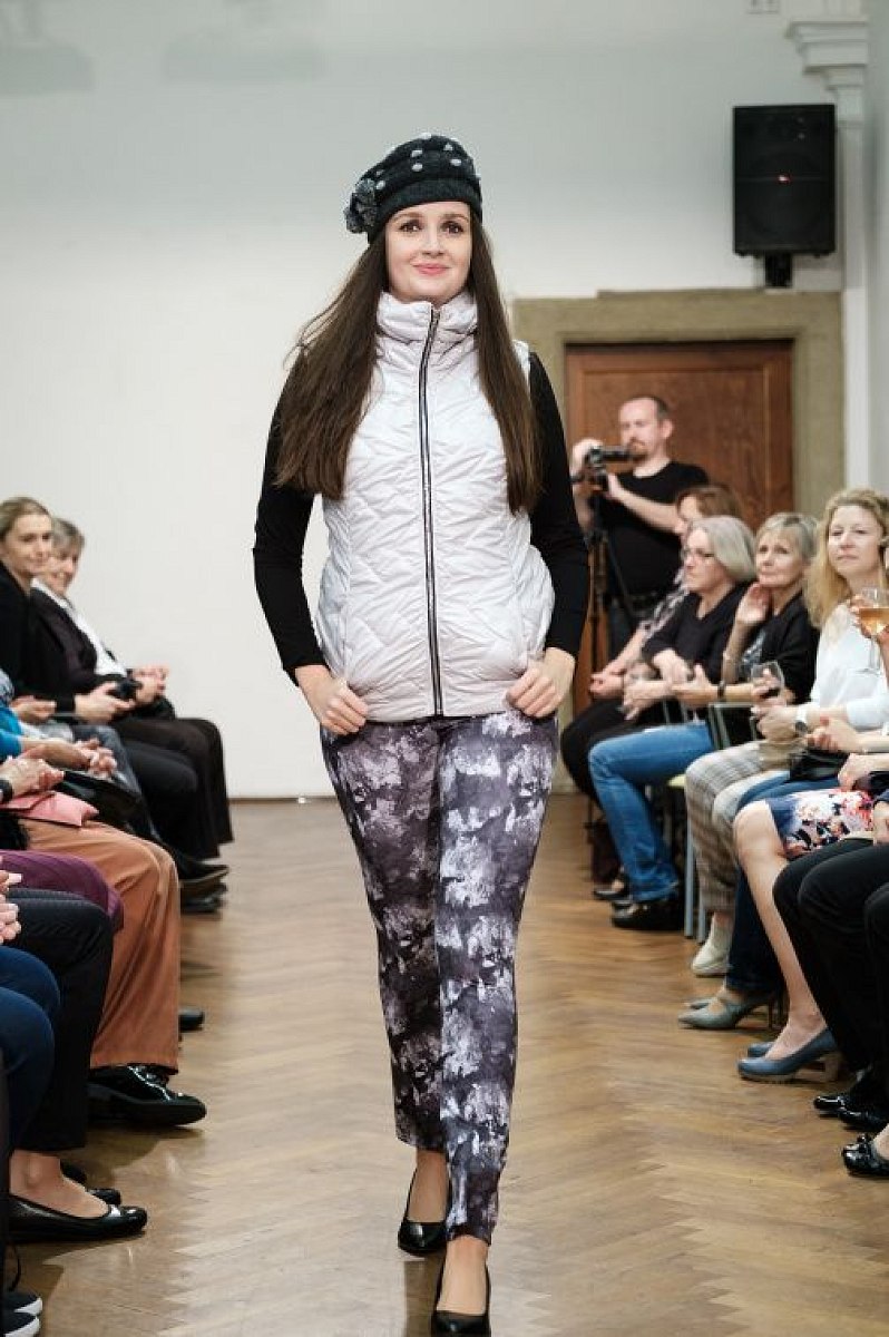 20191107212644-edd7f430-la