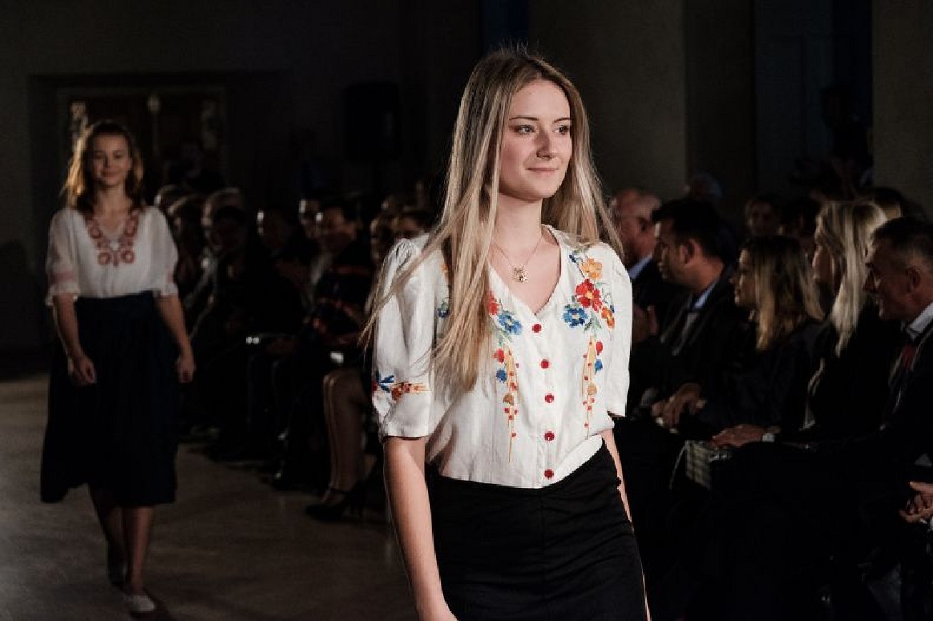 20181104193847-e7417170-me