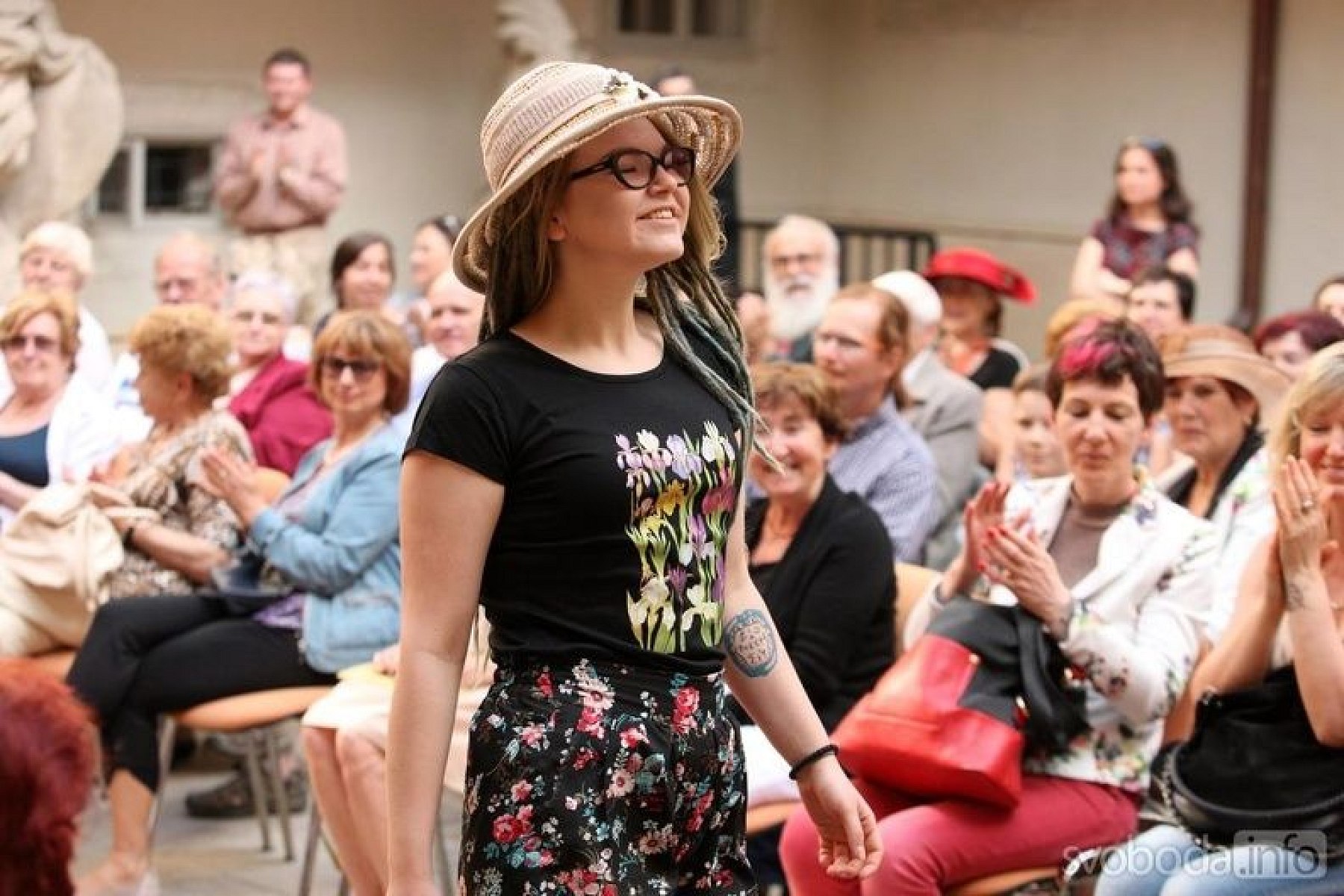 20170629215635-e29203cf-me