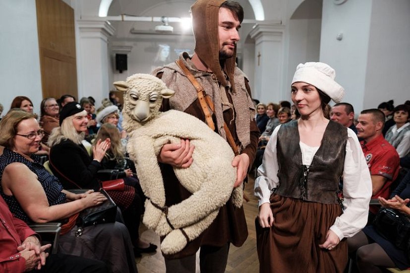 20191107214213-bb635140-me