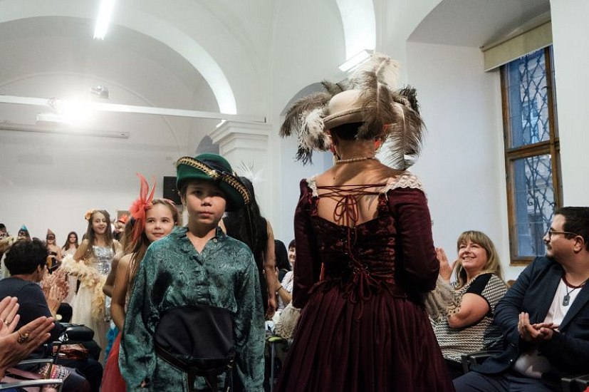 20181104184345-a6ca2c8f-me