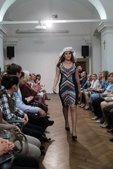 20181104162859-aef9a12e-me