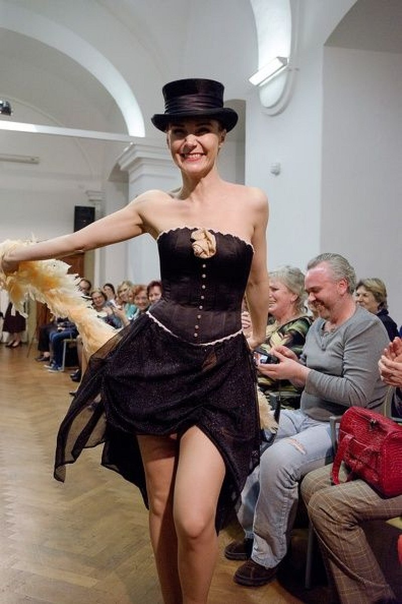 20170401174048-9a1244a7-me