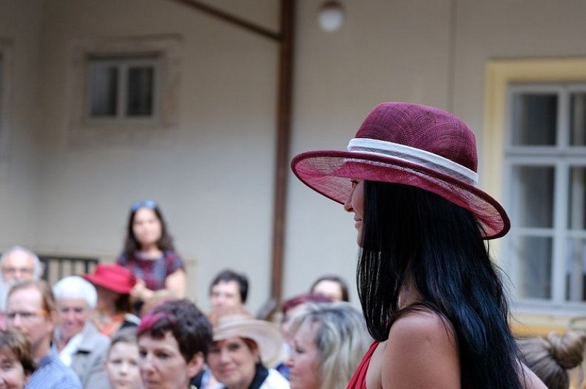 20170629215603-0fb6358b-me