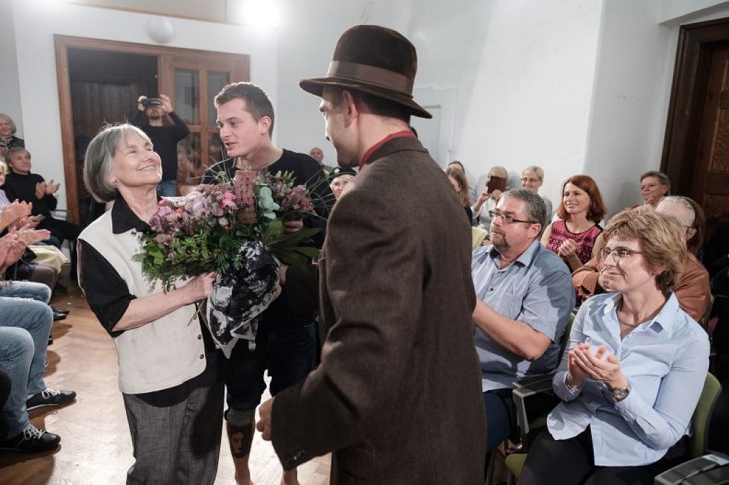 20191107224508-cc5429c4-me