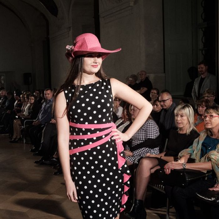 20181104200858-21c64a57-me