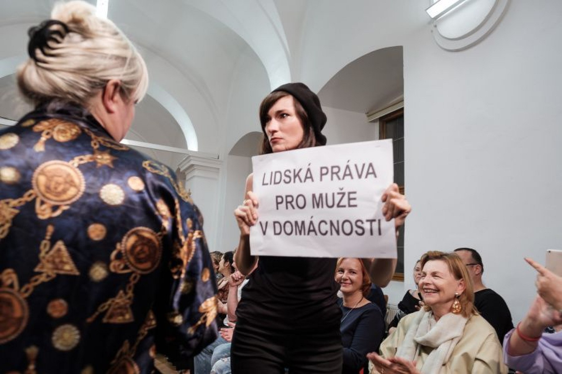 20191107213211-df98f7ea-me