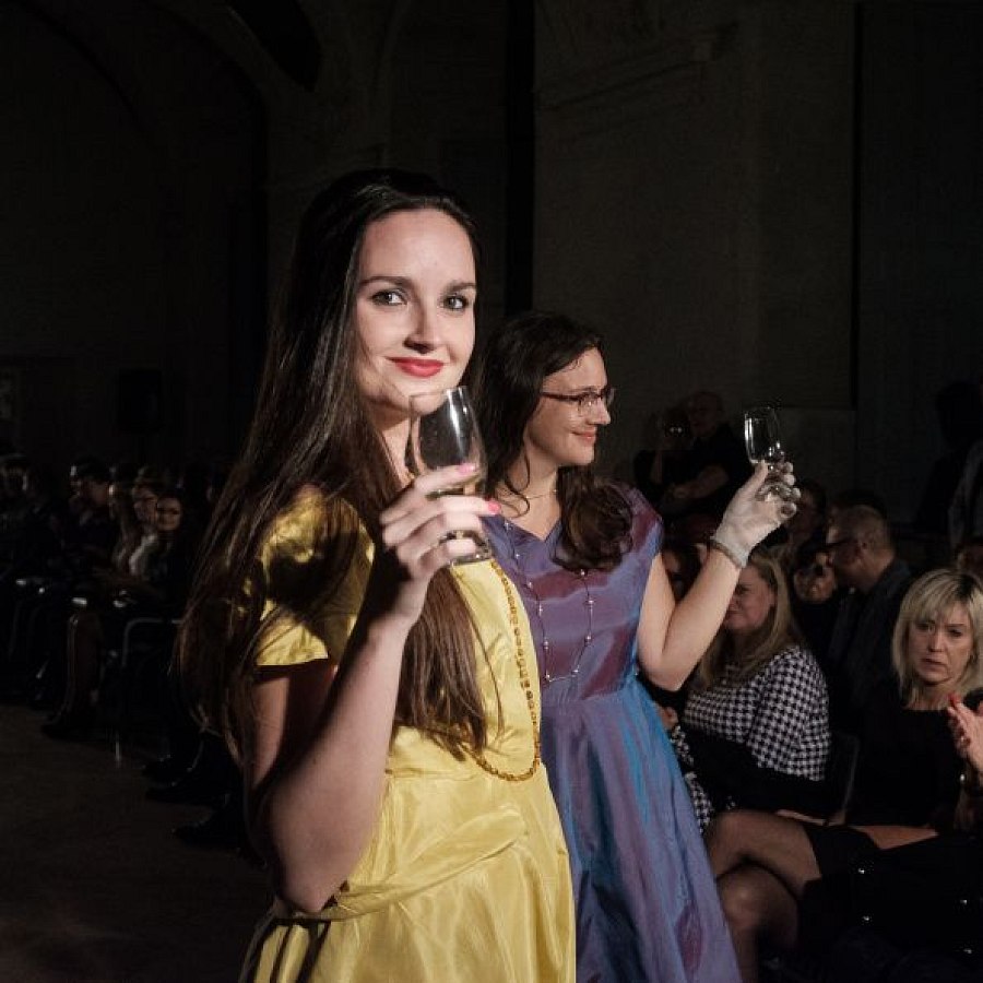 20181104195317-acc5098a-me