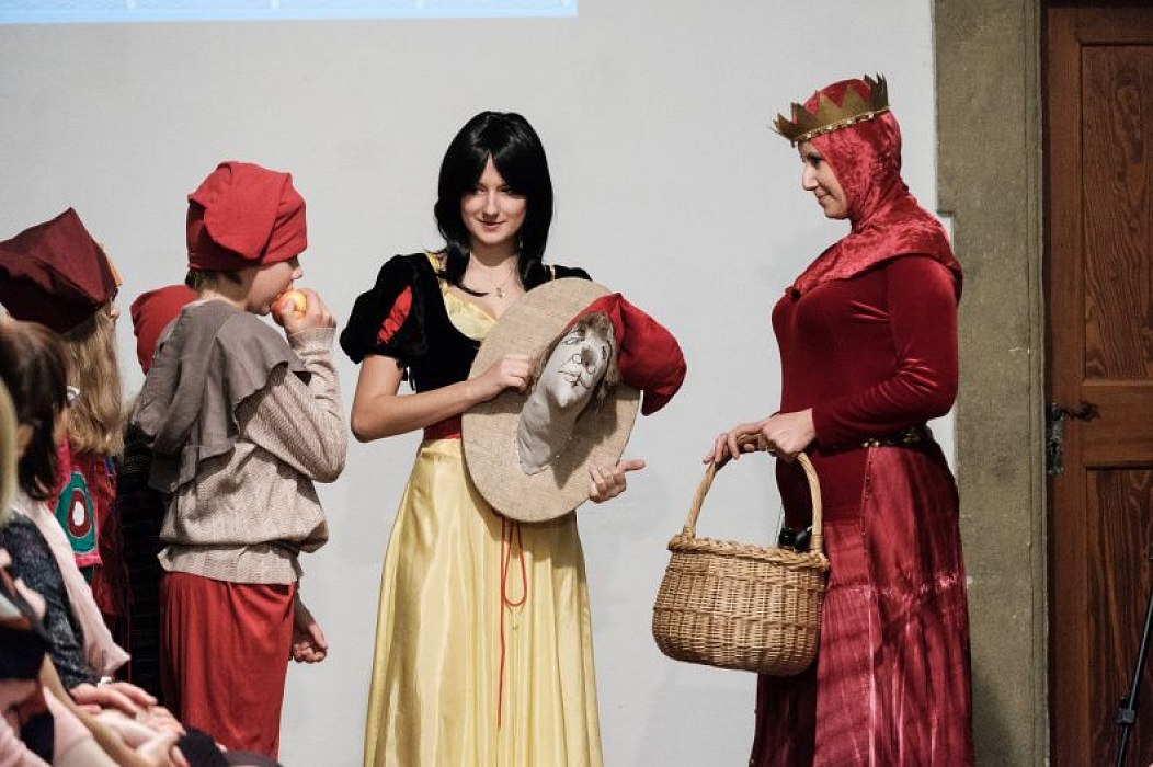 20181104165431-6a5b5ffd-me