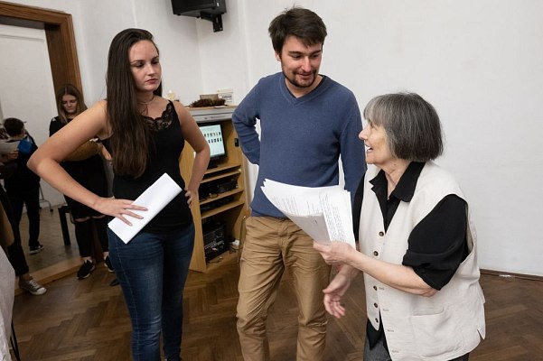 20191107204200-ff6d6ee6-la