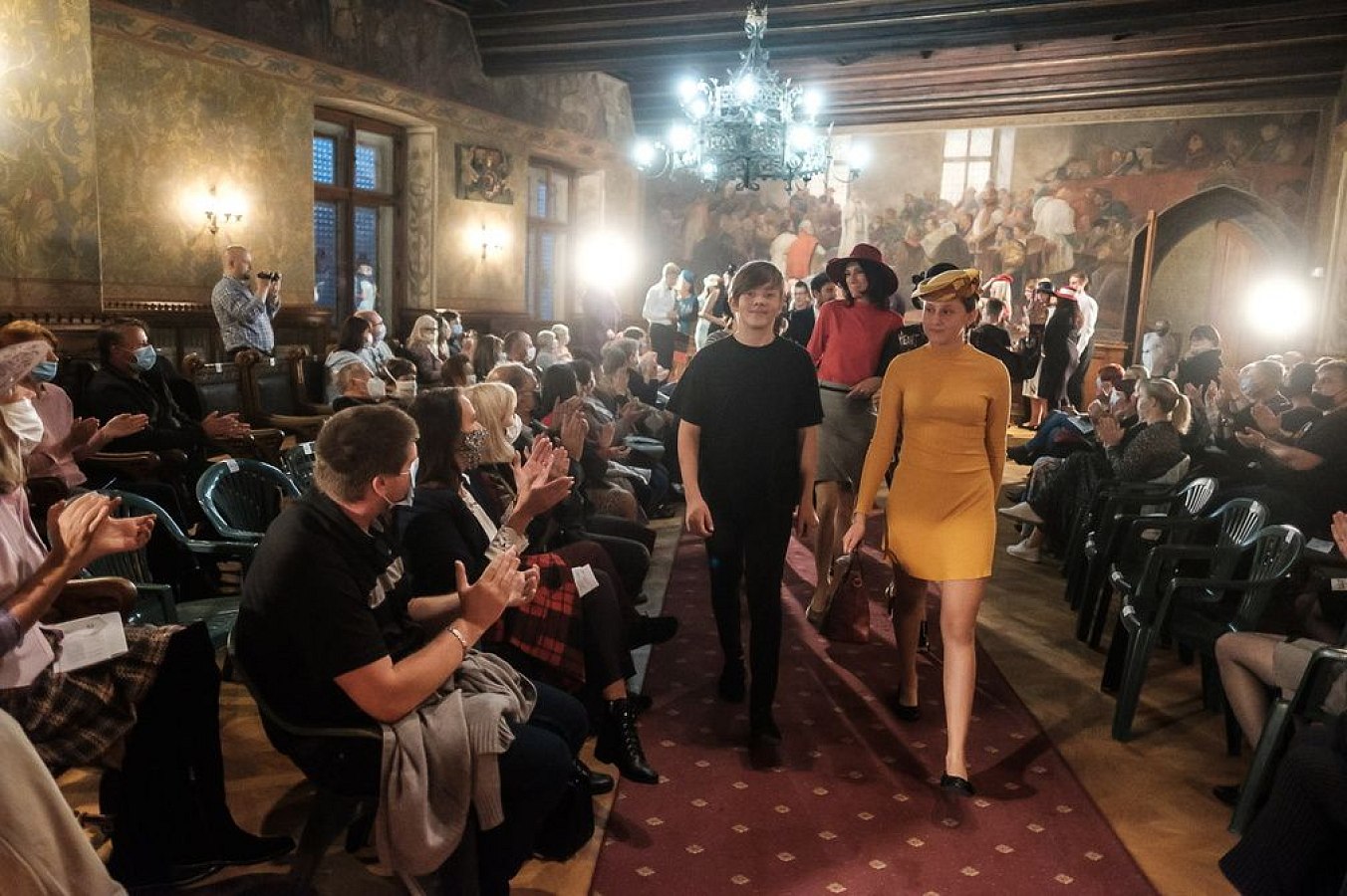 20201007132418-e6900ba5-la