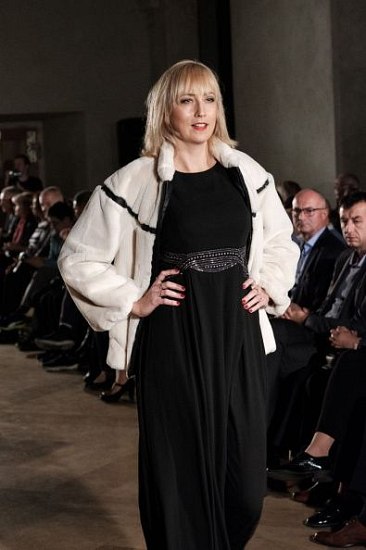 20181114192322-7a6efeb4-me