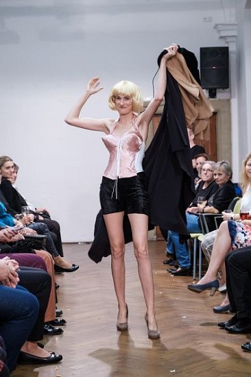 20191107221336-d5c22b2b-me